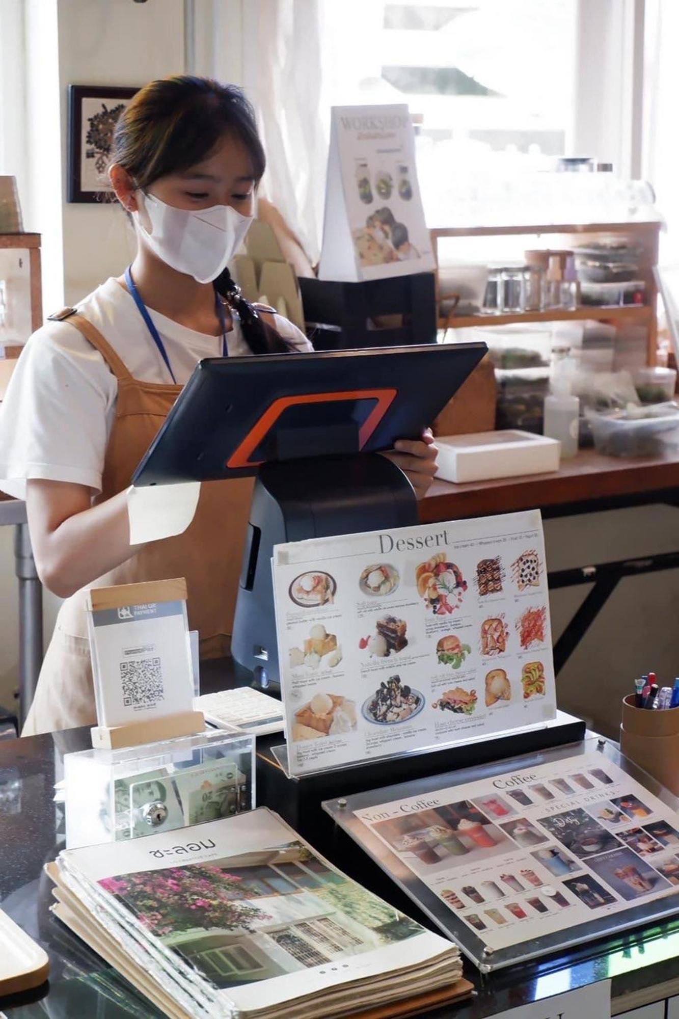 德利欧精品酒店 乌隆他尼 外观 照片